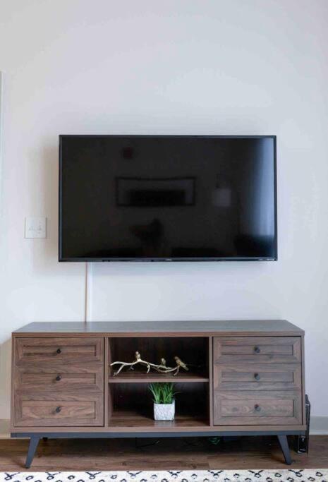 Amplify Spaces 1 And 2 Bedroom Apartments, Downtown Birmingham, Uab מראה חיצוני תמונה